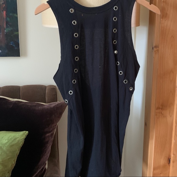 Fun, sexy layer. Featuring silver circle details. - Picture 6 of 6